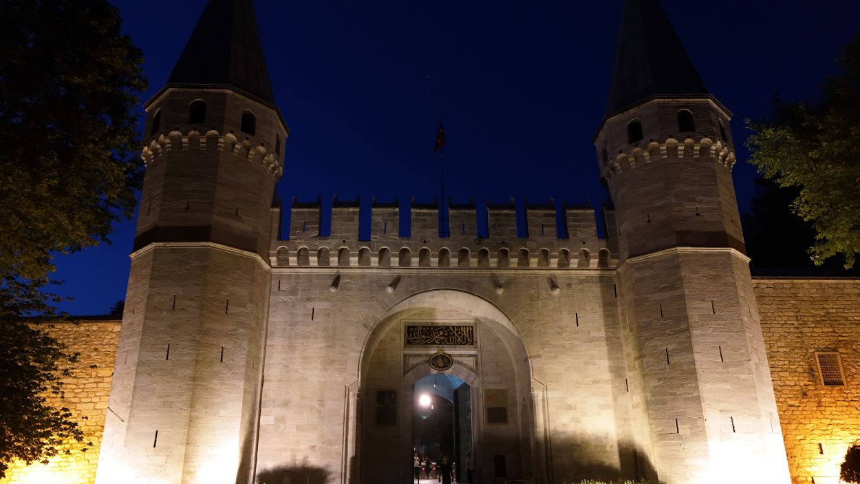 Topkapı Sarayı kapılarını geceye kapatıyor: Son gün 27 Eylül Topkapı Sarayı kapılarını geceye kapatıyor: Son gün 27 Eylül