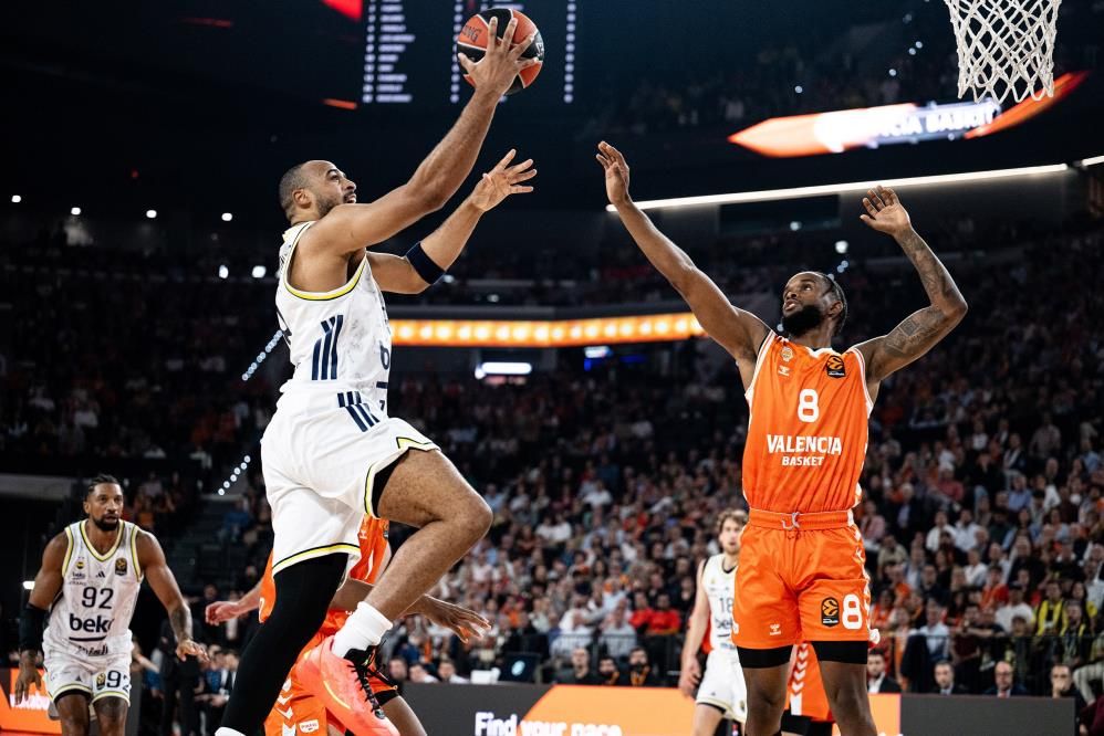 Fenerbahçe Beko deplasmanda Valencia Basket'e kaybetti Fenerbahçe Beko deplasmanda Valencia Basket'e kaybetti