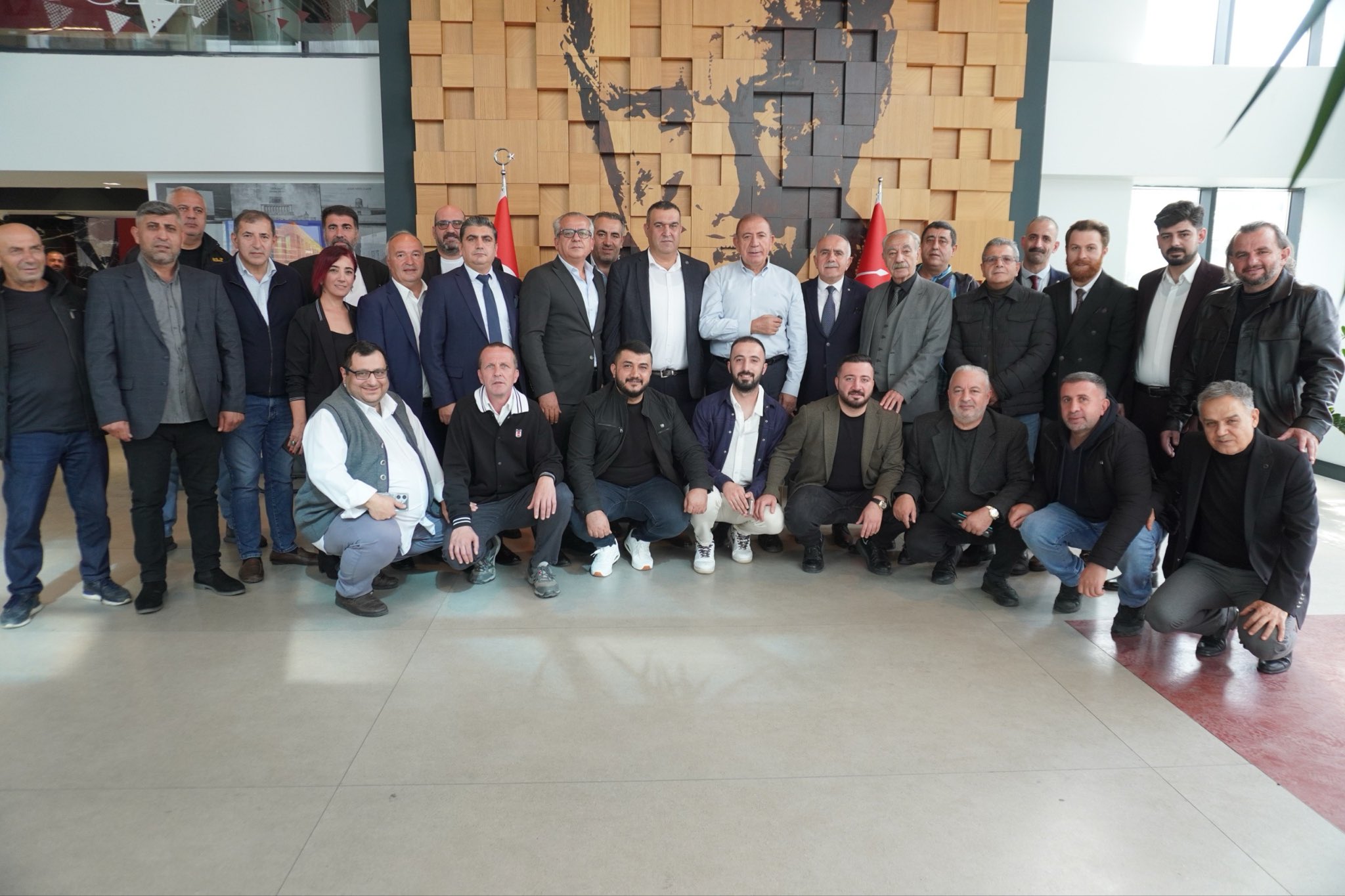 İstanbul’da Gürsel Tekin’e destek ziyareti İstanbul’da Gürsel Tekin’e destek ziyareti